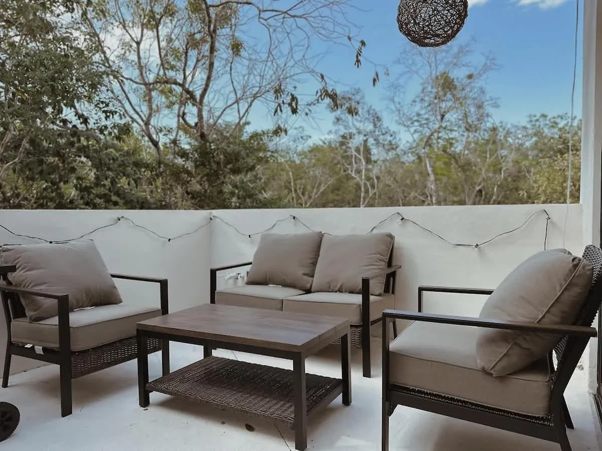 Private Parking Lot And Bbq Apartment Tulum